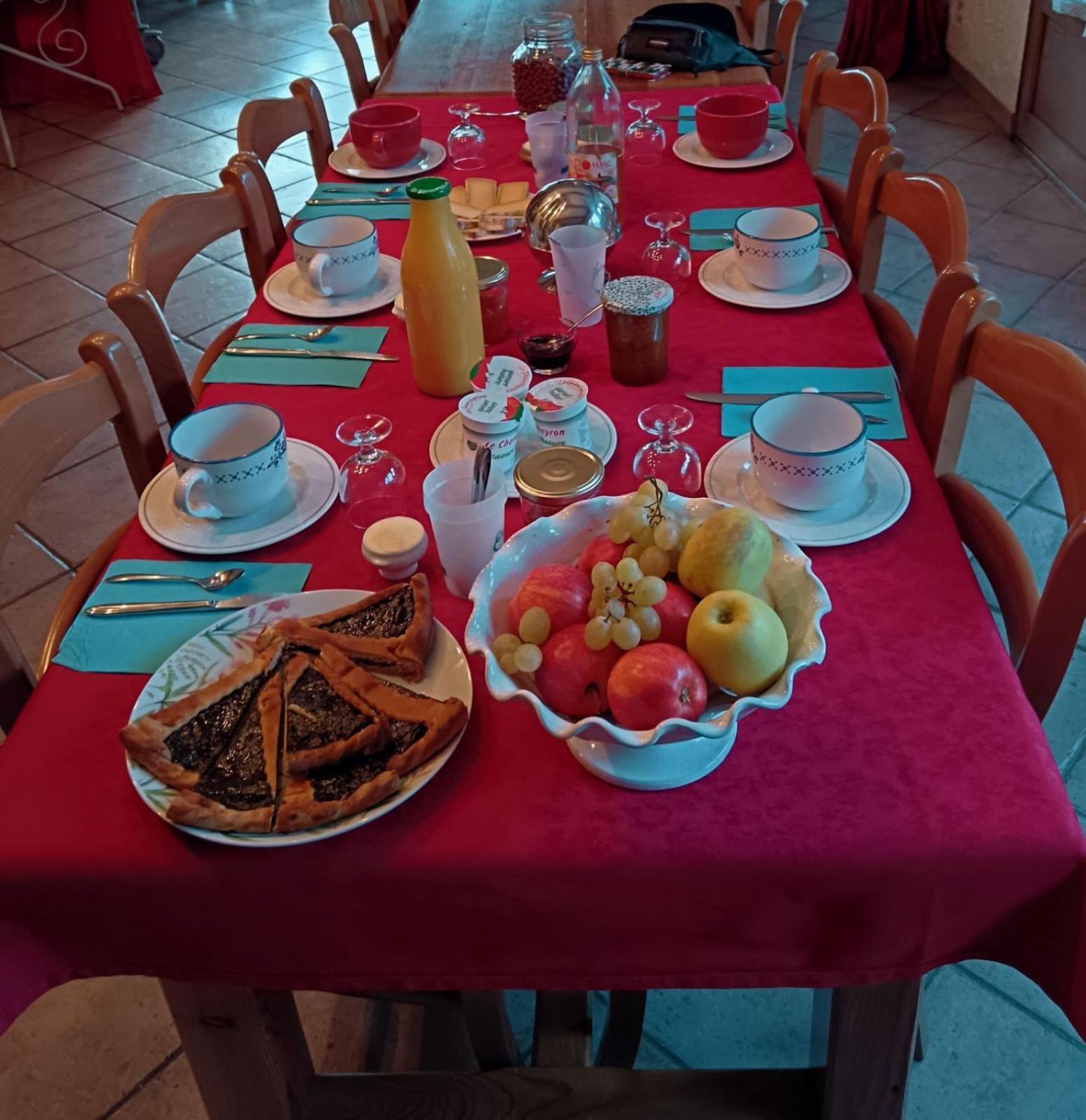 Les Clarines Perceneige - Chambre D'Hotes Vue Sur Montagne & Spa Saint-Jacques-en-Valgodemard 外观 照片